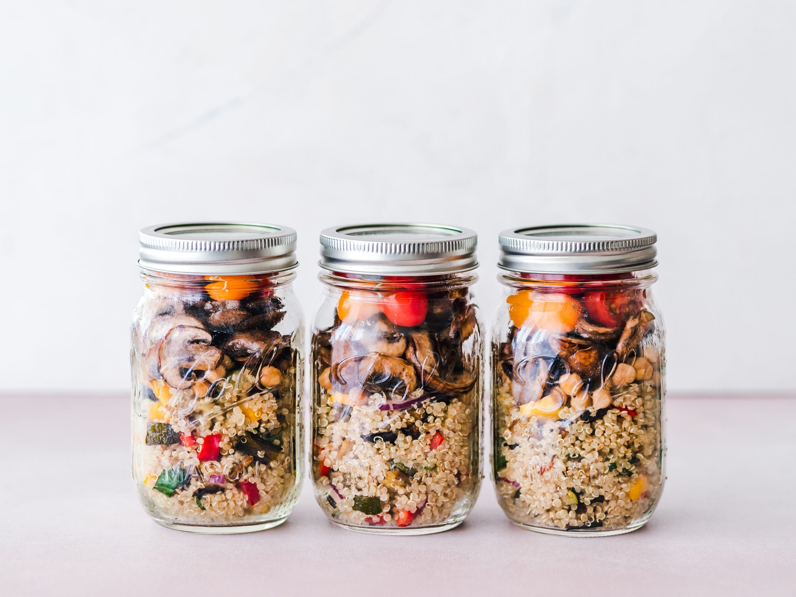 Mason Jar Salads with Quinoa Mason Jar Salads with Quinoa